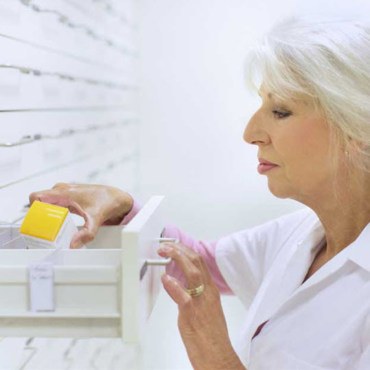 pharmacist-woman-product-drawer